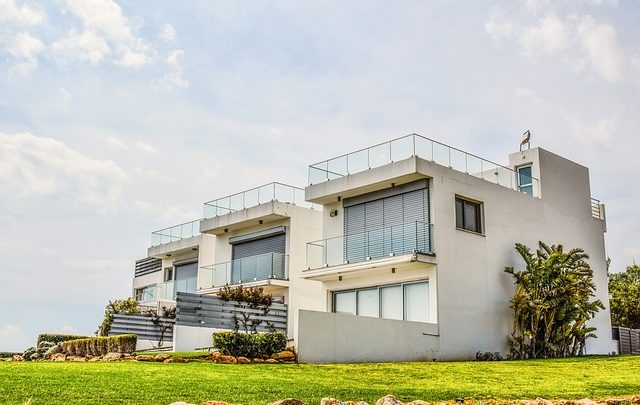 Immobilien-Mietkauf: Clever ins Eigenheim ohne hohe Kosten